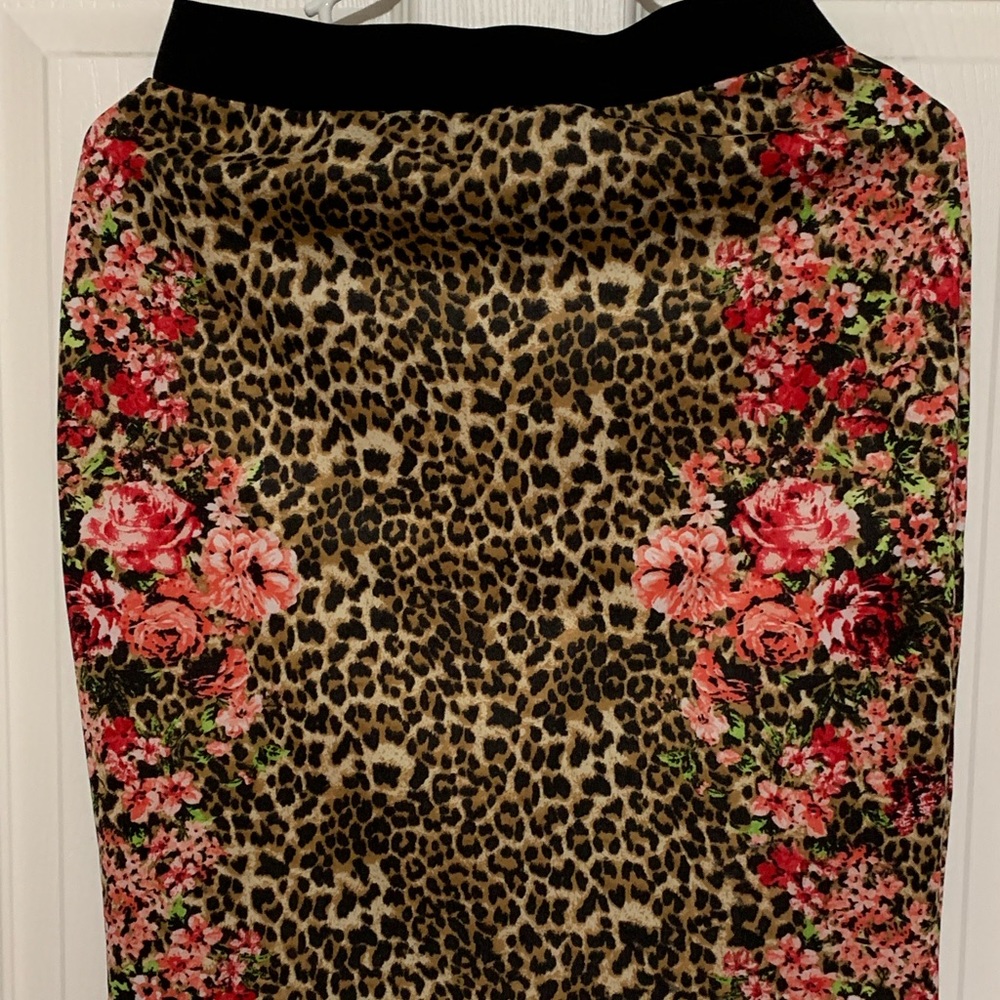 Skirts skirts